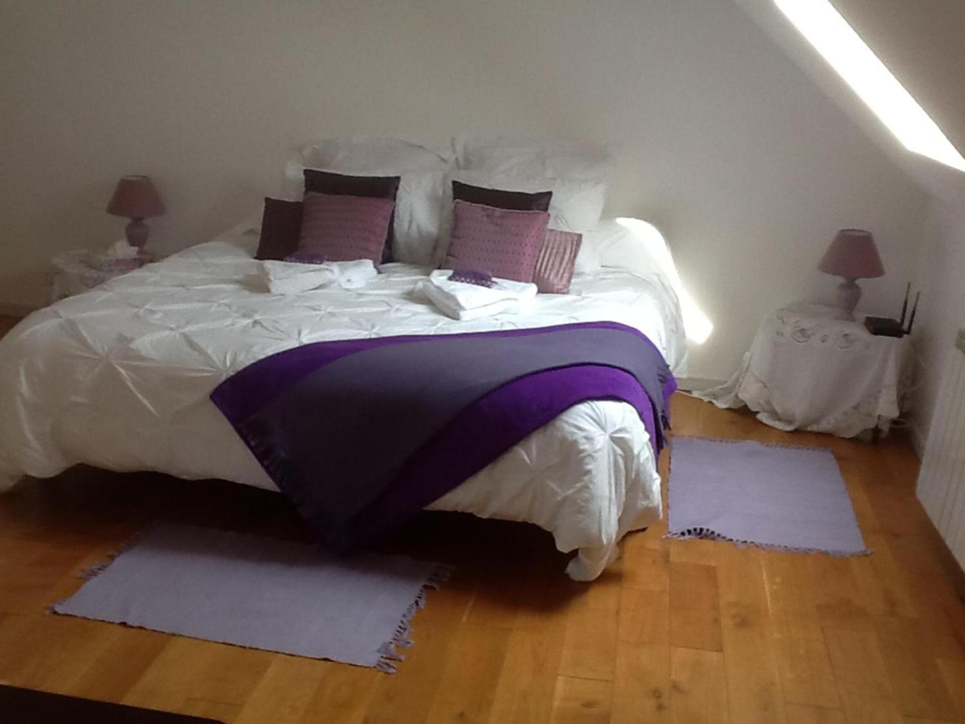 Captivating 2-Bed House With Log Burner In Kerien Екстер'єр фото